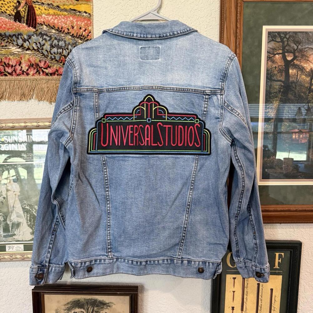 NWOT Universal Studios Parks Retro‎ Neon Marquee Logo Denim Jean Jacket Adult M